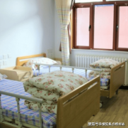 年人供给日常的健康监测、洗浴、剃头等便当办